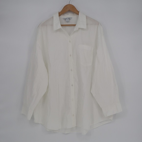 Old Navy Tops - Old Navy Boyfriend Shirt Womens XL White Long Sleeve Spread Collar Button Up